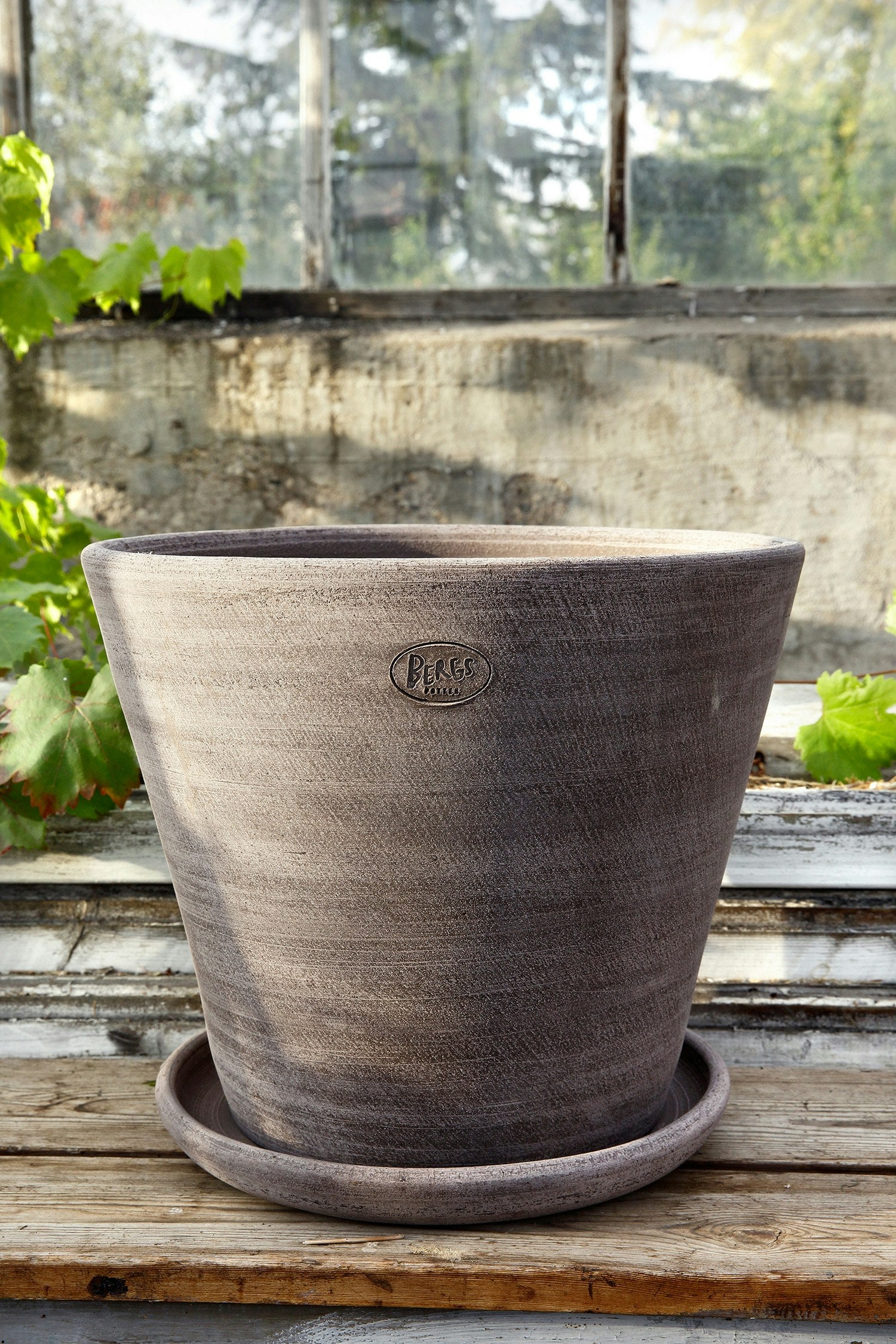 Bergs Potter Julie Topf Mit Unterteller Grau Ø40 Cm